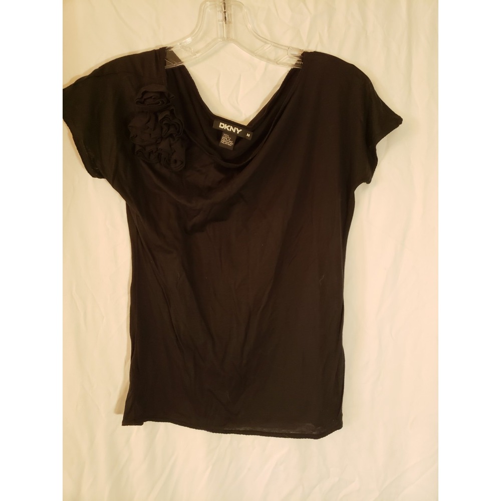 Women's DKNY Black Tee With Flower Size M